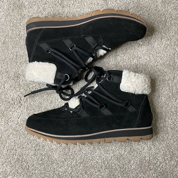 Sorel Harlow Lace Cozy Shearling Boot - Picture 6 of 8